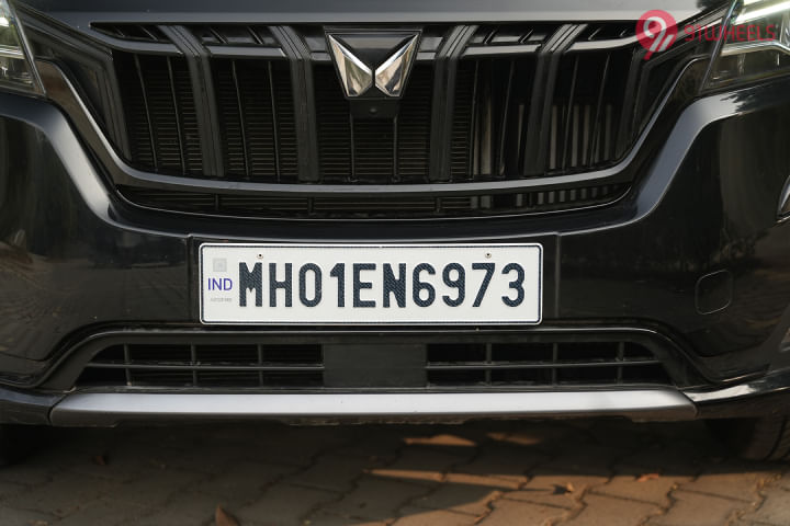 Mahindra XUV700 Front Bumper