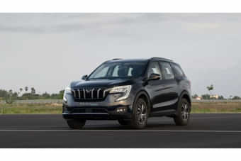 Mahindra XUV700 Left Front Three Quarter Mahindra XUV700 Left Front Three Quarter