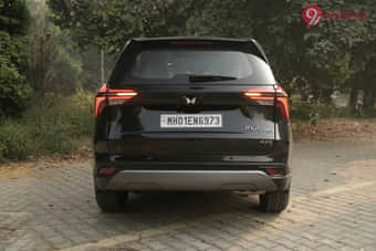 Mahindra XUV700 Rear View Mahindra XUV700 Rear View