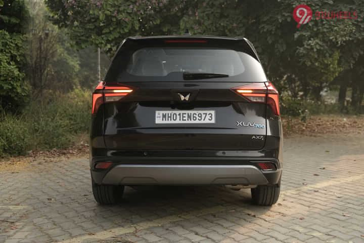 Mahindra XUV700 Rear View Mahindra XUV700 Rear View