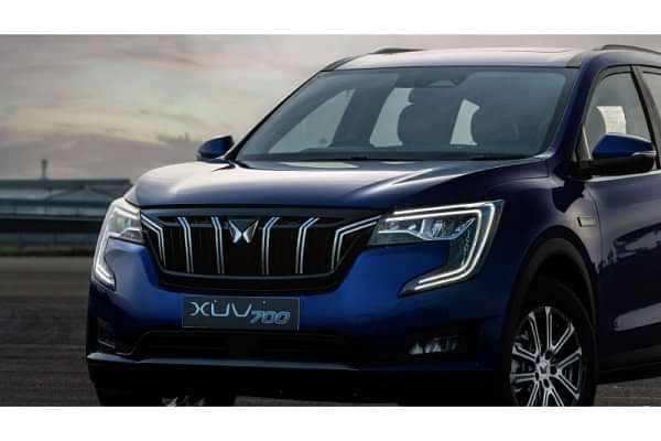 Mahindra XUV700 Grille