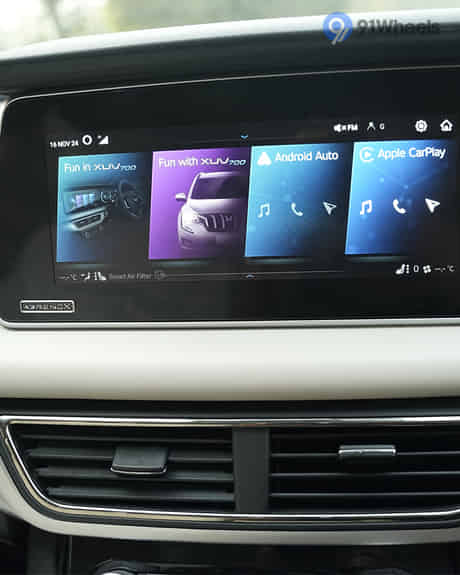 XUV700 2021-2026 Infotainment Display