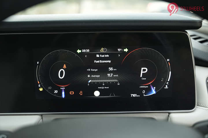 Mahindra XUV700 Instrument Cluster
