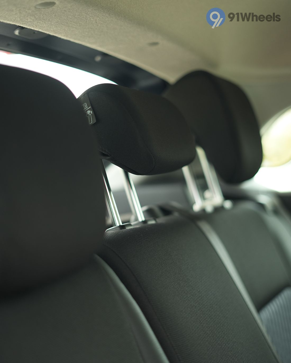 Rear Headrests Rear Headrests