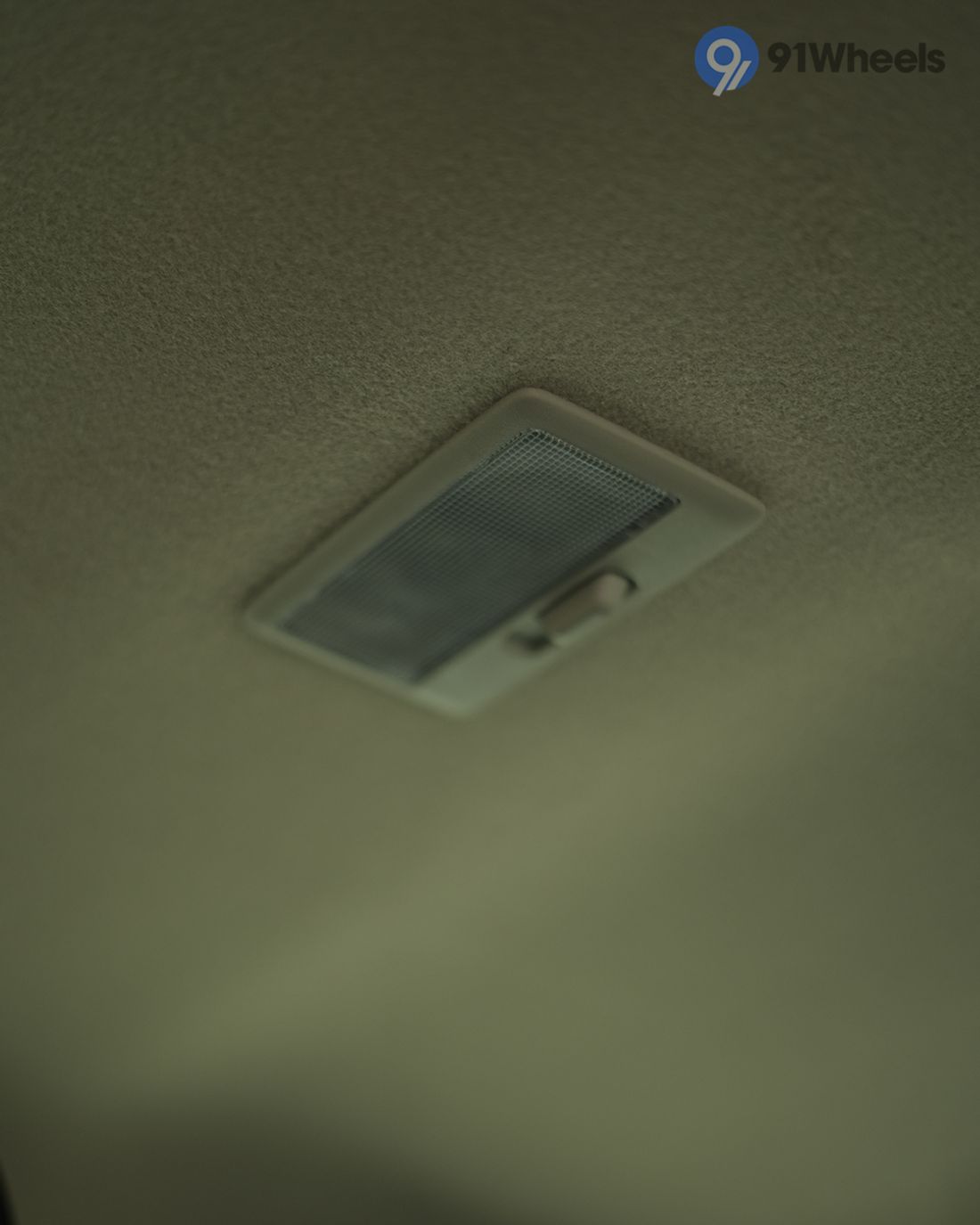 Rear High Mounted Stop Lamp Rear High Mounted Stop Lamp