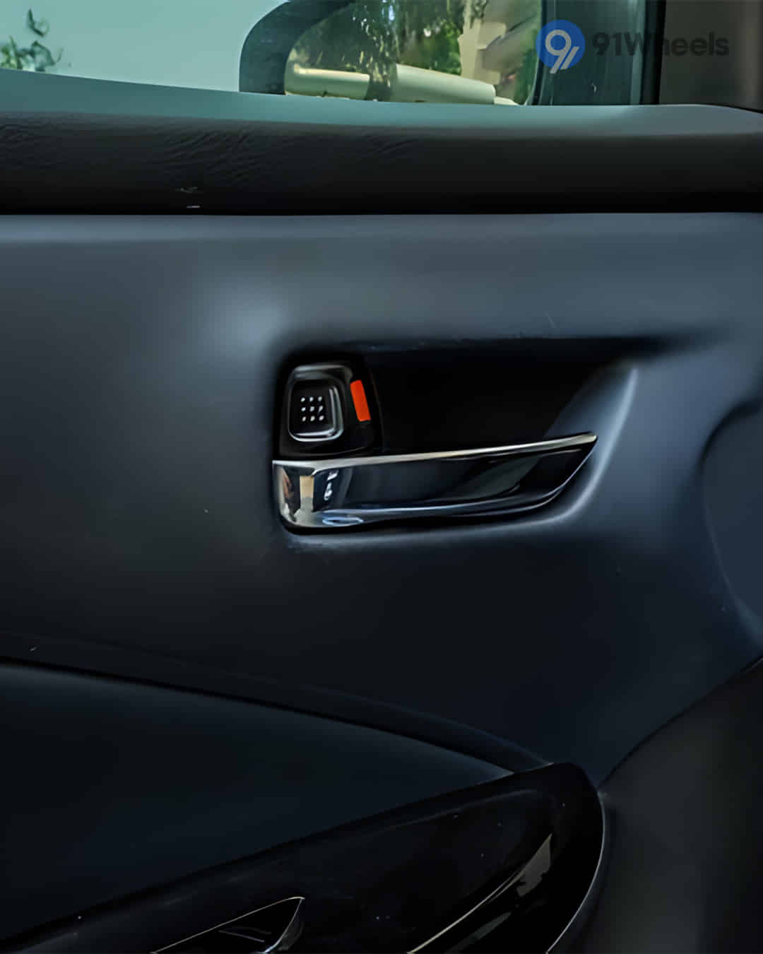 Driver Side Door Pad Handle