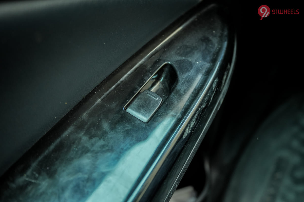 Maruti Suzuki Baleno Rear Door Switches Maruti Suzuki Baleno Rear Door Switches