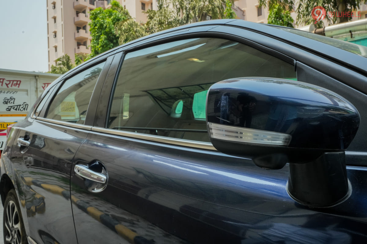 Maruti Suzuki Baleno ORVM Blinker Maruti Suzuki Baleno ORVM Blinker