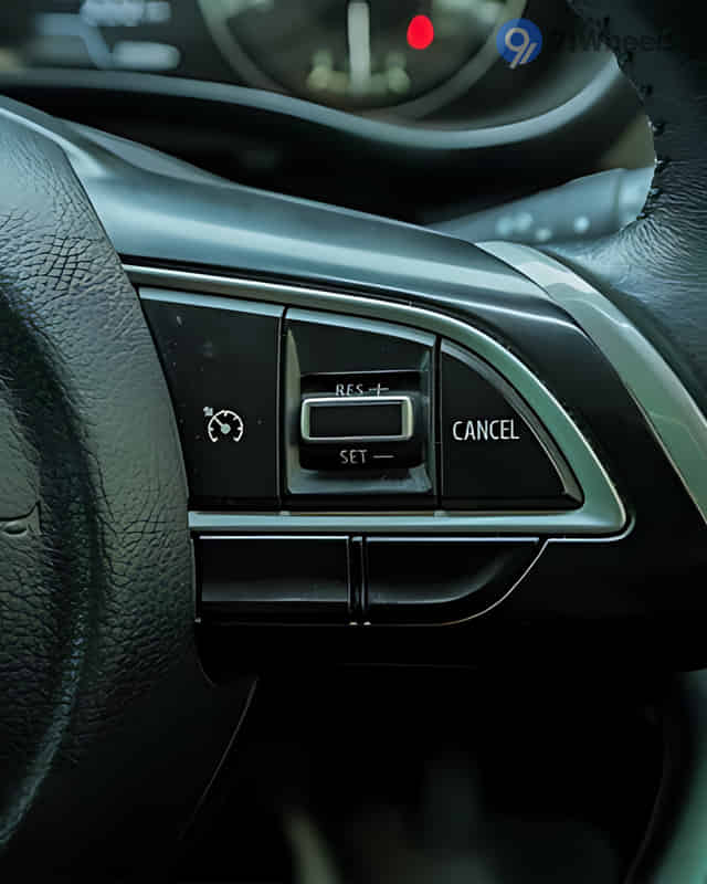 Baleno Right Steering Mounted Controls