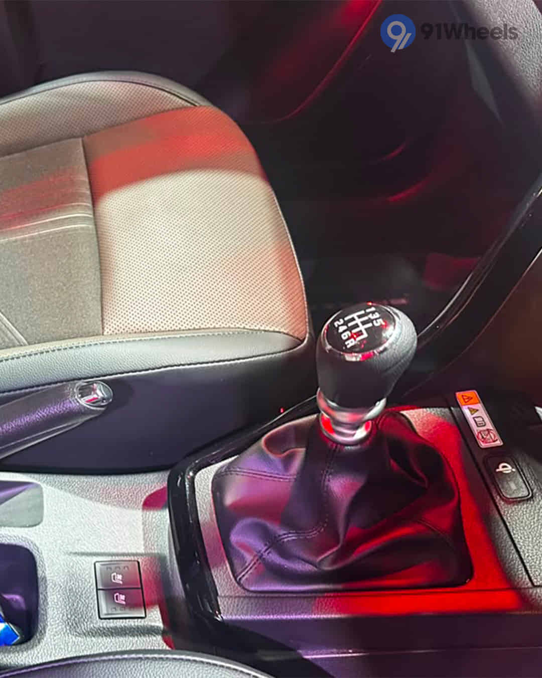Gear Shifter / Gear Shifter Stalk