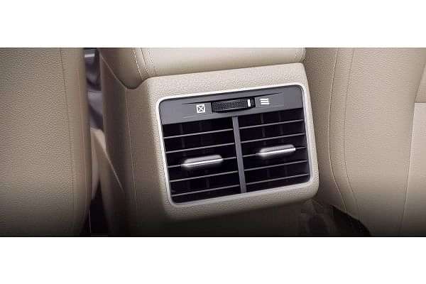 Maruti Ciaz Rear Row Air Vent