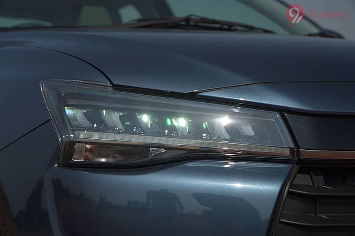 Maruti Dzire Headlight