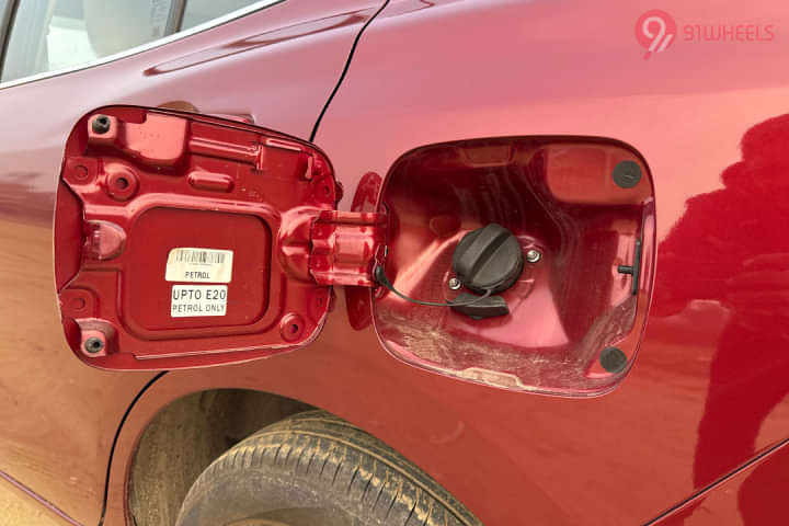 Maruti Suzuki Dzire Open Fuel Lid