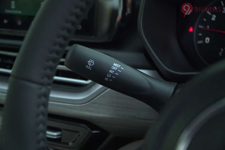 Maruti Suzuki Dzire Wiper Stalk