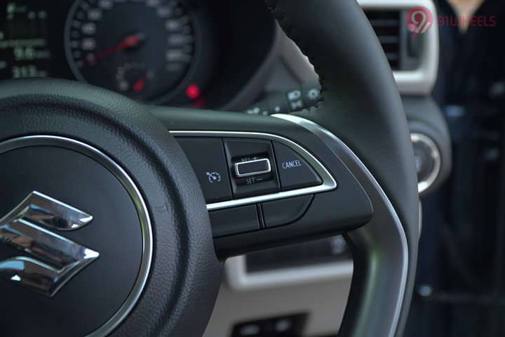 Maruti Suzuki Dzire Right Steering Mounted Controls