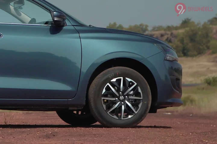Maruti Suzuki Dzire Front Fender