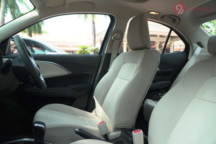 Maruti Suzuki Dzire Front Row Seats