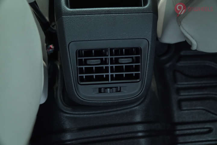 Maruti Suzuki Dzire Rear Row Air Vent