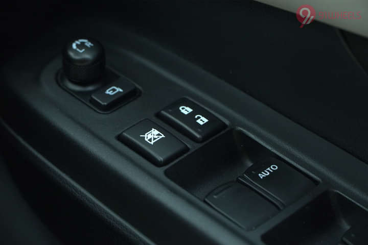 Maruti Suzuki Dzire Outer Rear View Mirror ORVM Controls