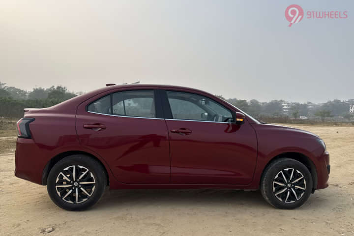 Maruti Suzuki Dzire Right Side View
