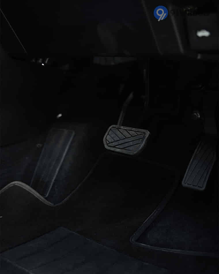 Driver Controls - 7