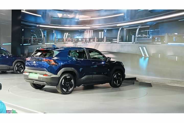 Maruti Suzuki E Vitara Right Rear Three Quarter Maruti Suzuki E Vitara Right Rear Three Quarter