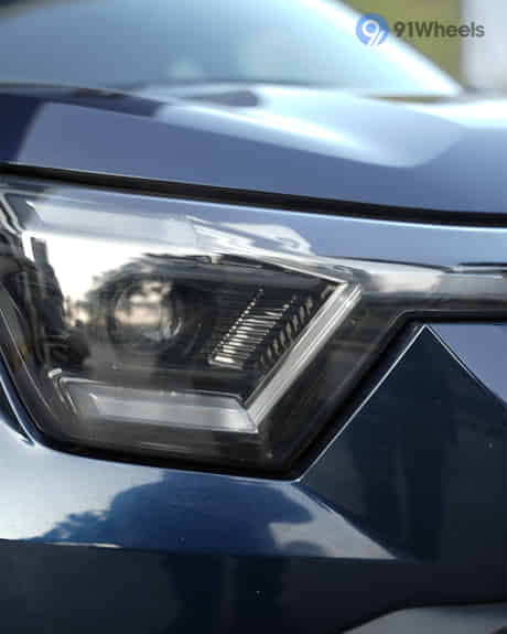 E Vitara Headlight