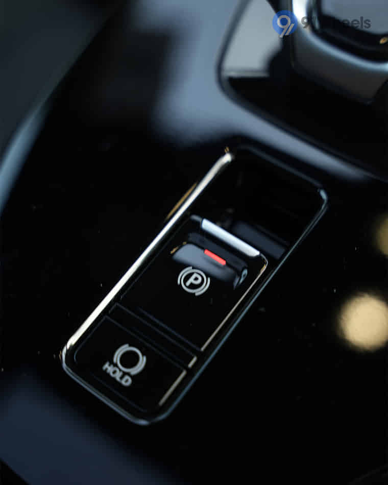 Driver Controls - 6