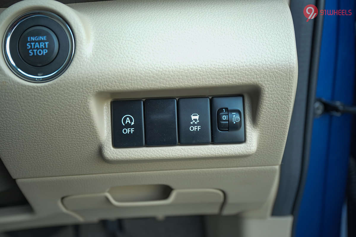 Maruti Ertiga Dashboard Switches