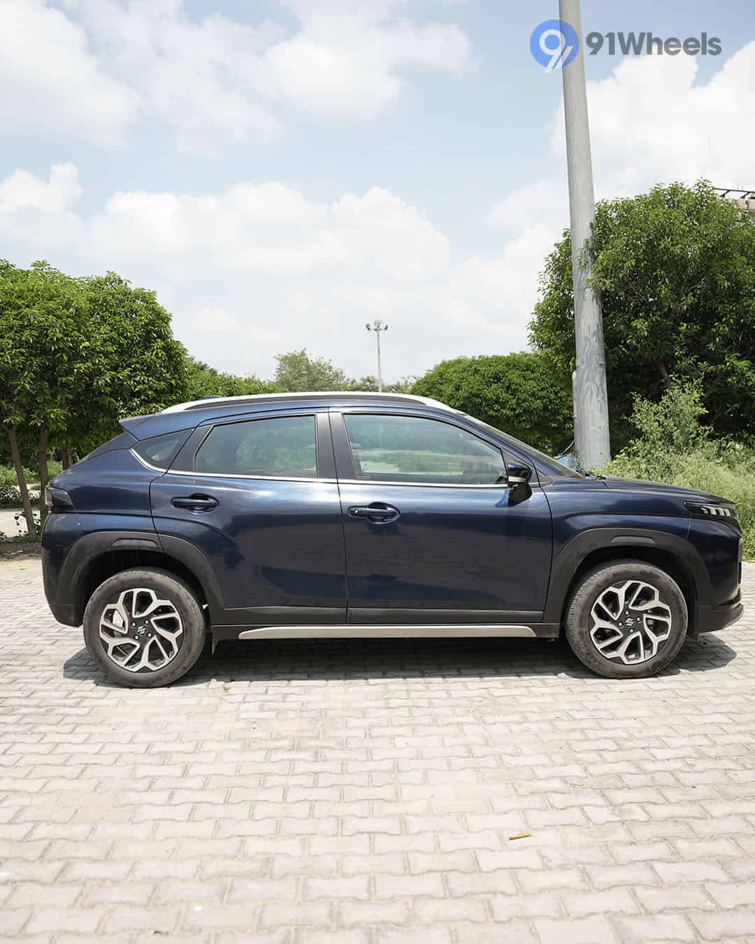 Right Side View Right Side View