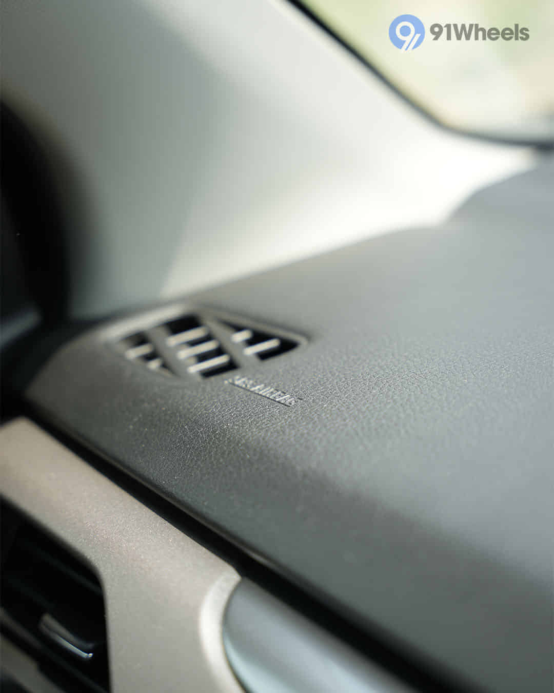 Front Passenger Airbag Front Passenger Airbag