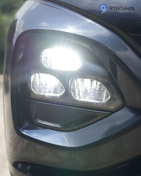Fronx Headlight