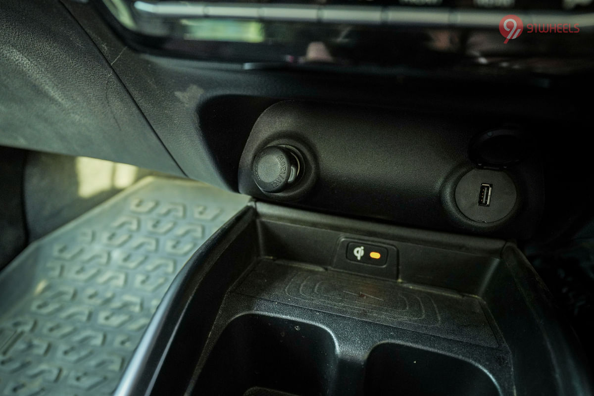 Maruti Suzuki Fronx USB Port/Power Socket/Wireless Charging