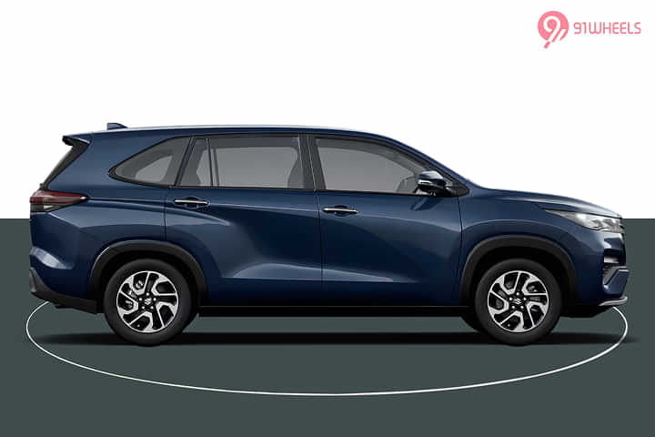 Maruti Suzuki Invicto Right Side View Maruti Suzuki Invicto Right Side View