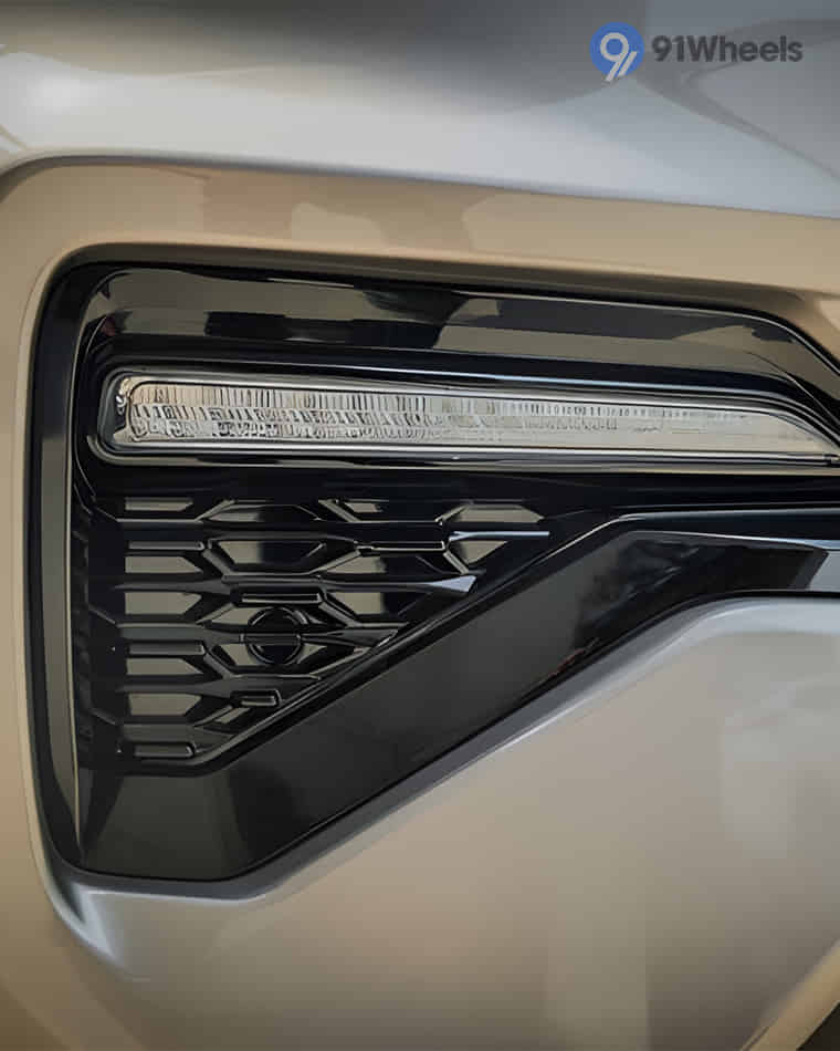 Headlights & Tail-lights - 3