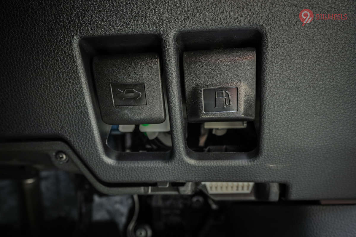Maruti Suzuki Invicto Boot Release Lever/Fuel Lid Release Lever