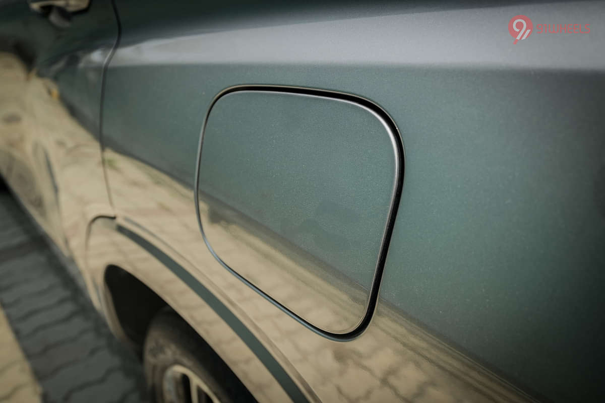 Maruti Suzuki Invicto Closed Fuel Lid
