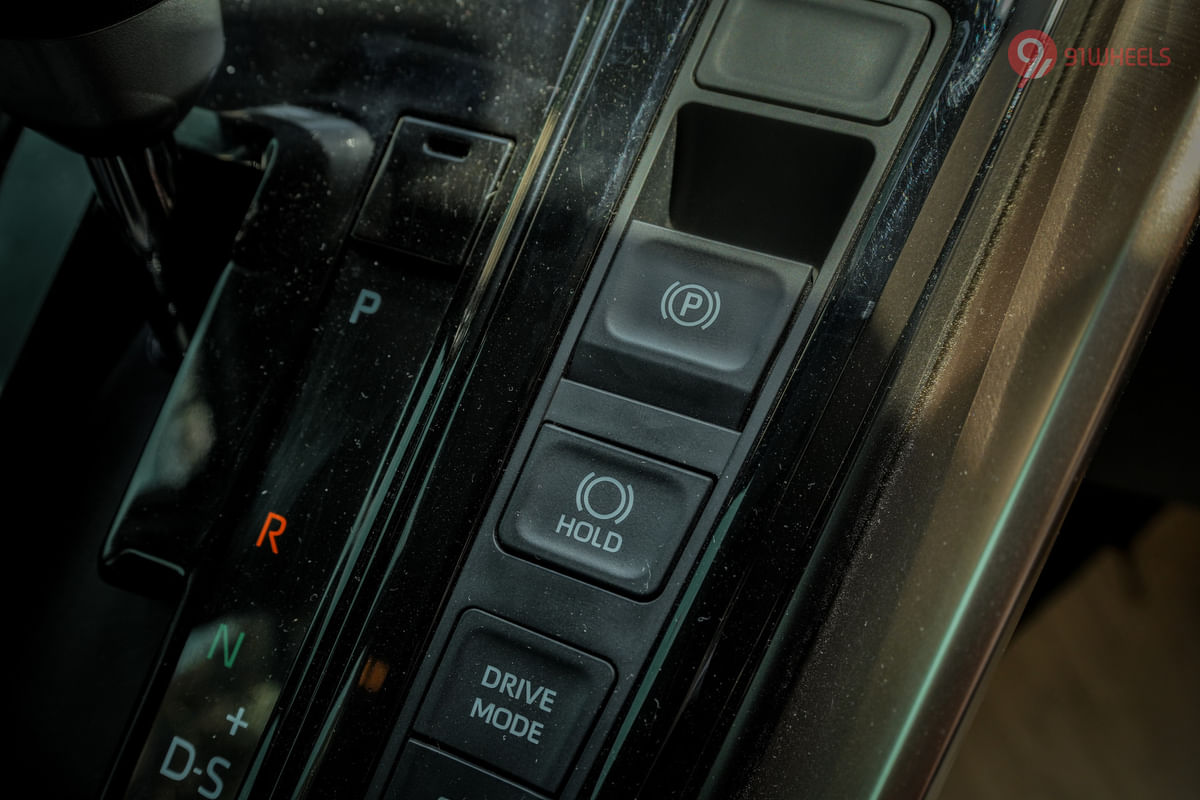 Maruti Suzuki Invicto Parking Brake/Emergency Brake