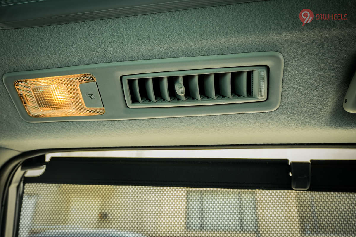 Maruti Suzuki Invicto Rear Row Air Vent