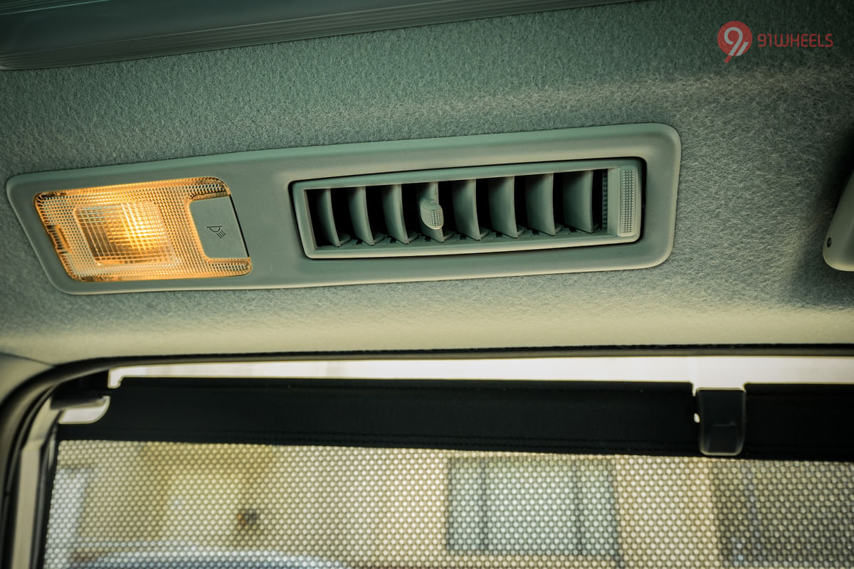 Maruti Suzuki Invicto Rear Row Air Vent