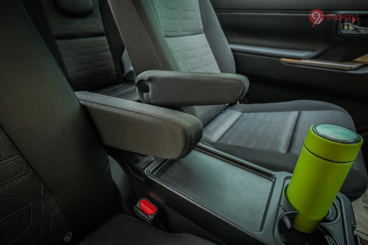 Maruti Suzuki Invicto Rear Row Centre Arm Rest