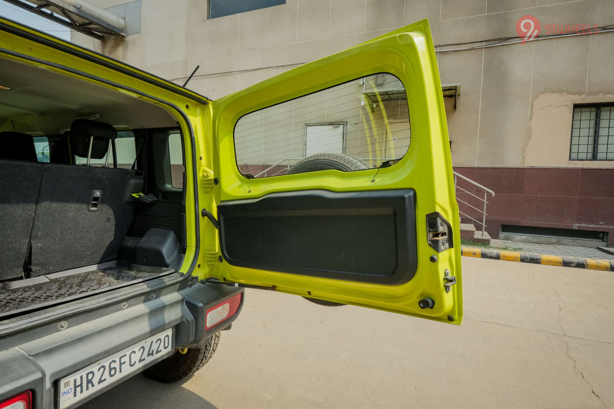 Maruti Jimny Open Boot/Trunk