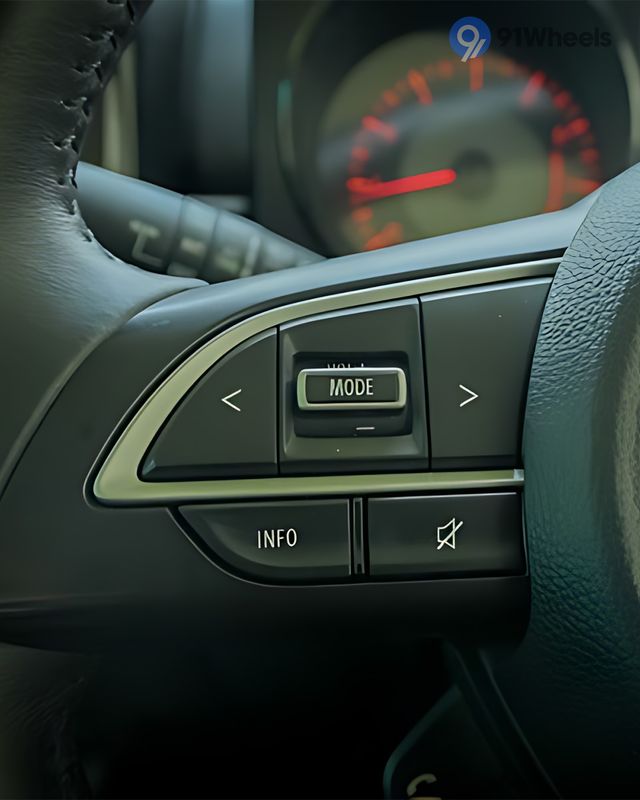 Jimny Left Steering Mounted Controls