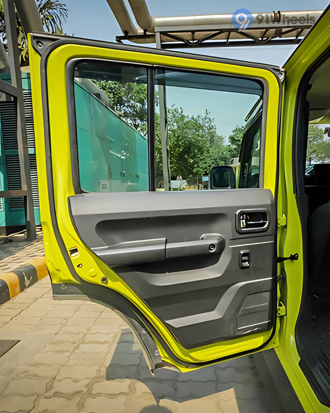 Rear Door Pad Handle