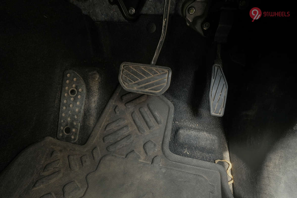Maruti Jimny Pedals/Foot Controls