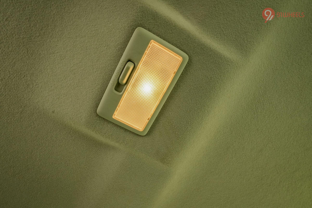 Maruti Suzuki Jimny Rear Row Roof Mounted Cabin Lamps