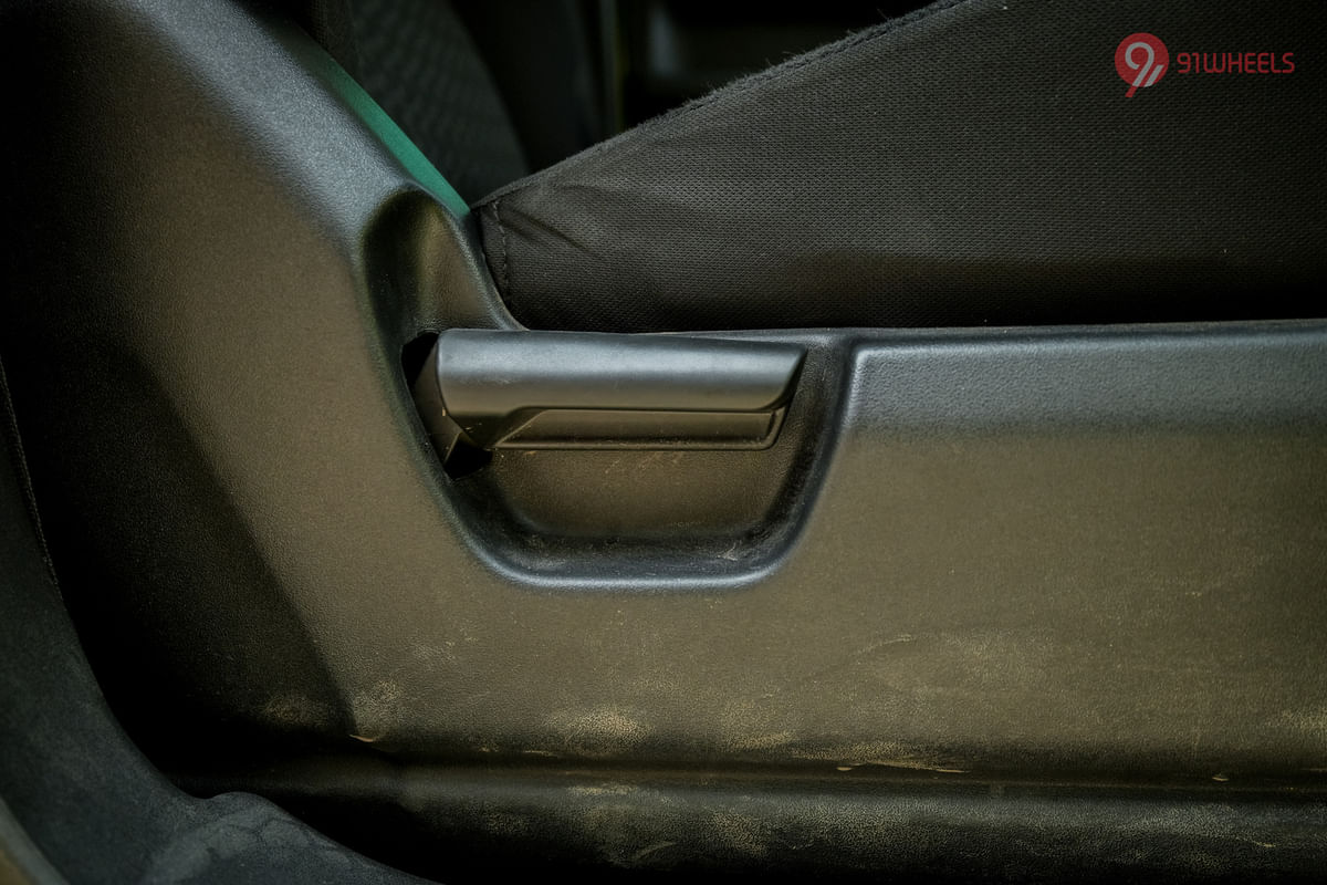 Maruti Suzuki Jimny Seat Adjustment for Driver