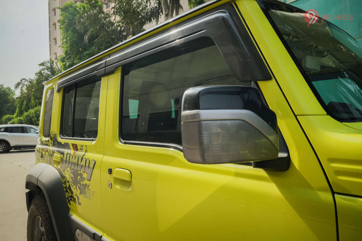 Maruti Jimny Side Glass Housing