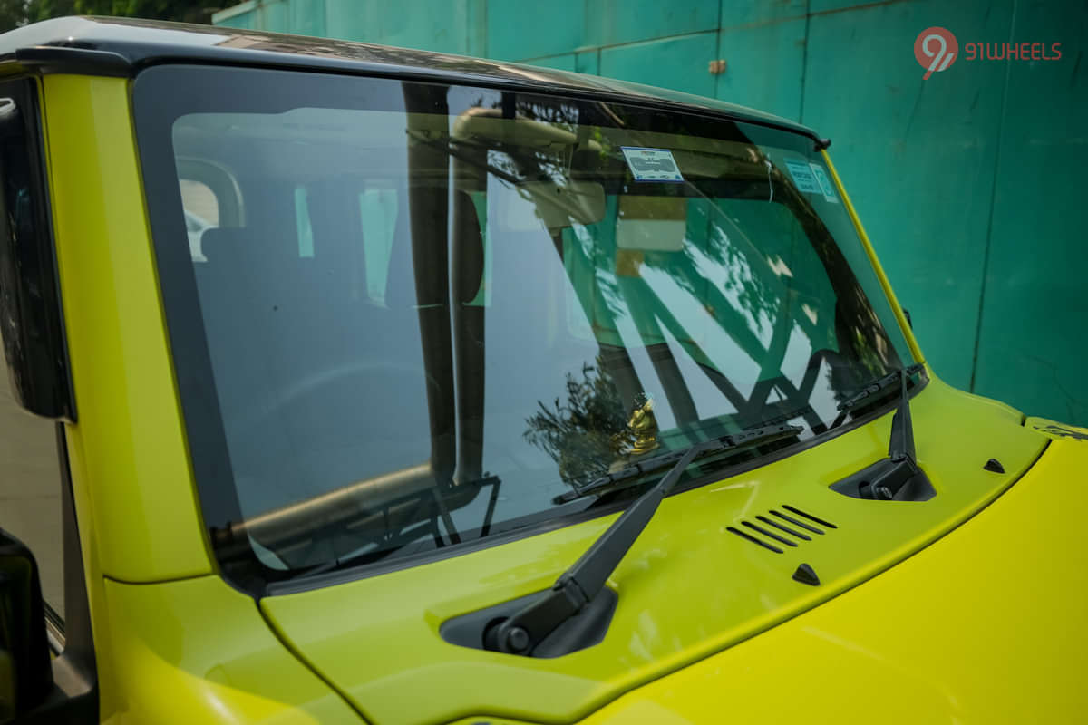 Maruti Jimny Front Windshield/Windscreen