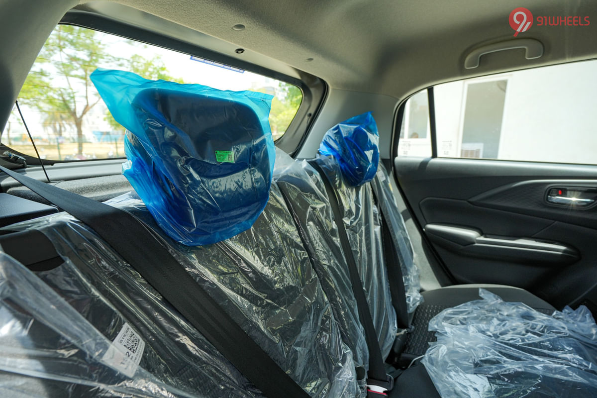 Maruti Suzuki Swift Rear Headrests